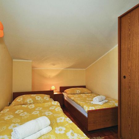 3 Bedroom Gorgeous Apartment In بوريتش المظهر الخارجي الصورة