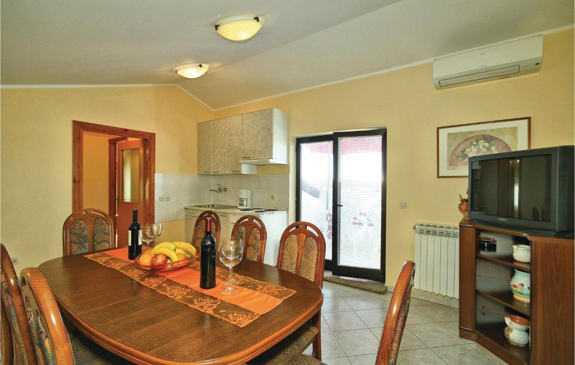 3 Bedroom Gorgeous Apartment In بوريتش المظهر الخارجي الصورة